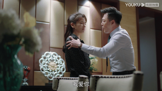 刘涛获老公示爱，刘涛最新造型获老公点赞