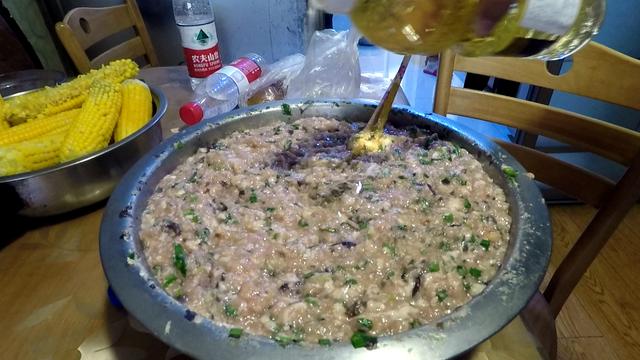 三鲜饺子馅怎么调，一般三鲜馅饺子馅的最佳配方