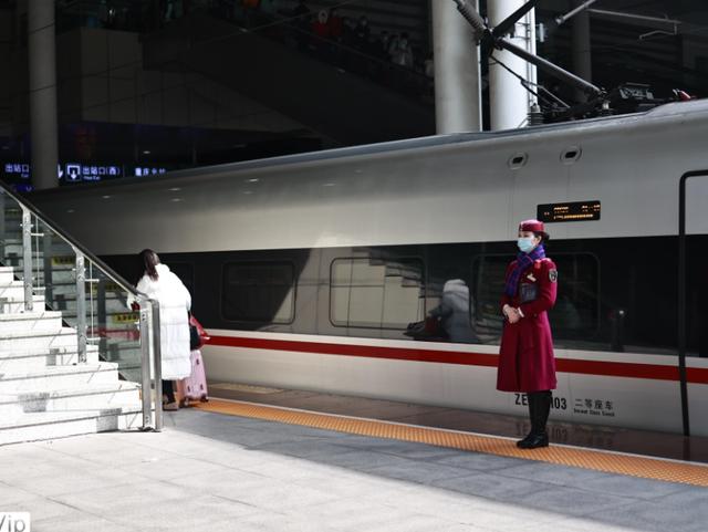 最新的南京高铁线路图，南京高铁站获大满贯