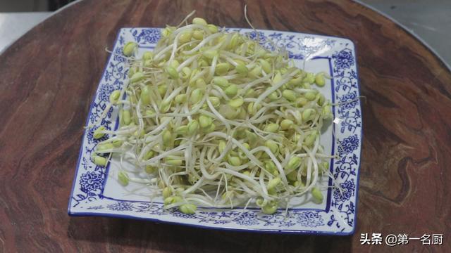 黄豆芽的家常做法，黄豆芽的十种家常做法（厨师长炒个黄豆芽）
