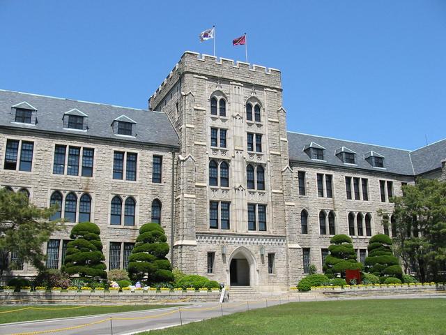 西江大学韩国语，韩国西江大学等于国内什么大学