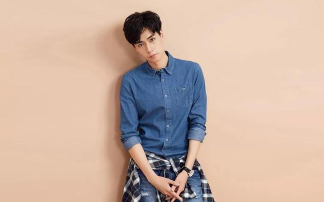 绝代双骄胡一天版本12集，胡一天一人分饰两角