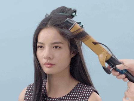 谭松韵简单的同款发型，赵露思、谭松韵牛角包发型