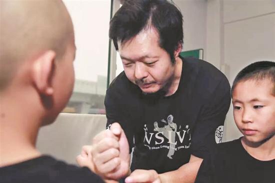 咏春拳弟子是否认同甄子丹，咏春传人黄匡中