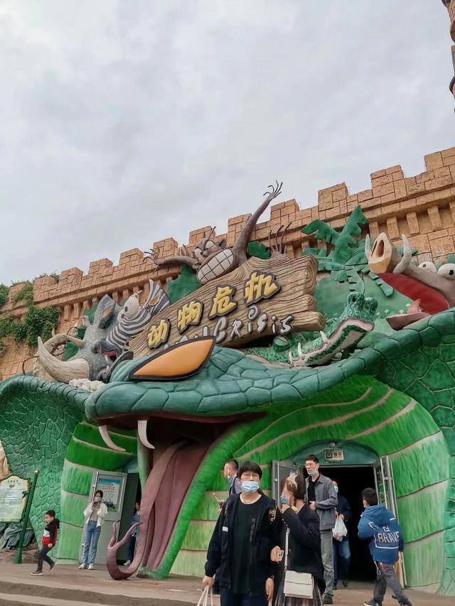 泉城欧乐堡一日游攻略，泉城欧乐堡一共几个景点