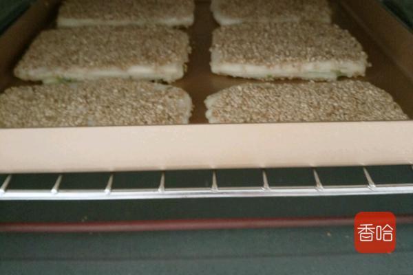 怎样做发面烧饼，怎么发面把烧饼烙得又软又好吃（新手零失败的发面饼做法）