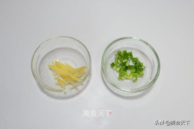 花蛤怎么炒又嫩又香，10分钟上桌鲜美滑嫩