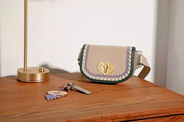 国产时尚鞋排行榜前十名，2022年国产十强