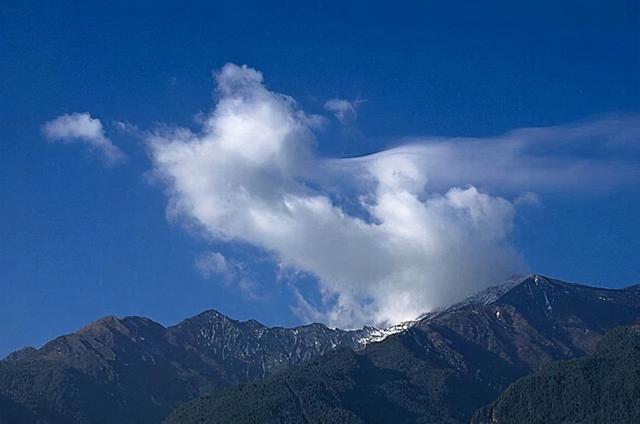 大理的苍山洱海怎么游玩比较合适，大理苍山洱海的最佳观景地