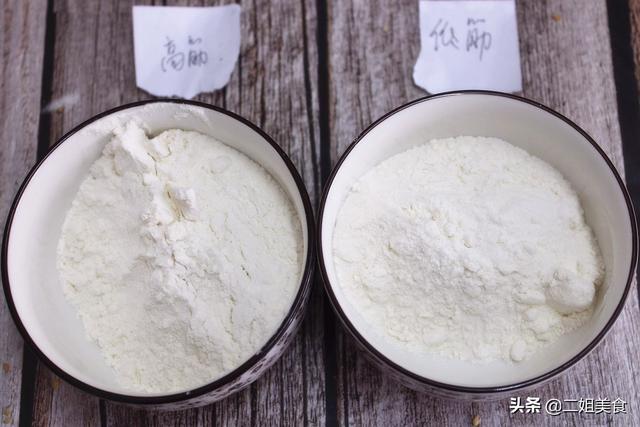 中筋面粉和高筋面粉有什么区别，高筋面粉和中筋面粉的区别（要分清高筋、中筋、低筋）
