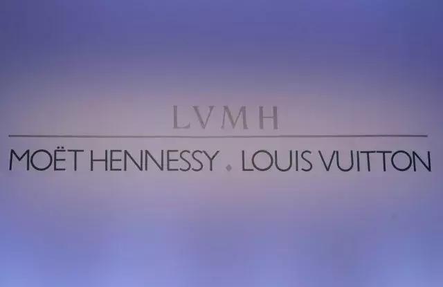 chanel 时装发布会，Chanel宣布新任创意总监