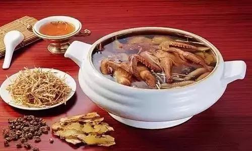 年夜饭菜单吉祥菜名，年夜饭寓意吉祥凉菜菜名大全（6样“吉祥菜”记得摆上桌）