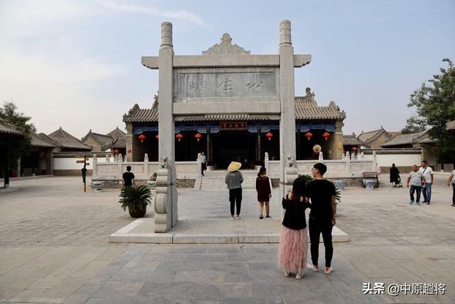 好玩的地方一日游浚县，浚县：满城社火闹新春