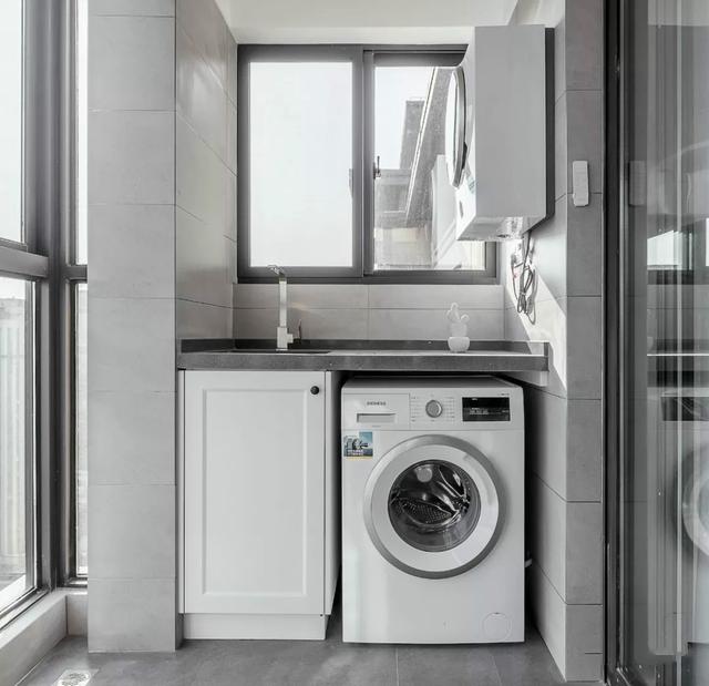 洗衣机插座和进水位置都留错了，滚筒洗衣机插座及进水口位置