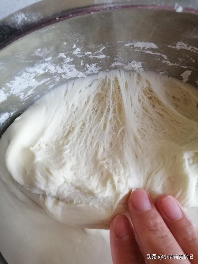 酵母粉发面的做法，发面的正确做法放酵母（老师傅：多加1步）
