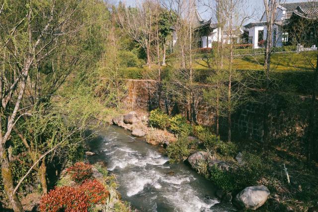 腾冲哪里的温泉比较好泡，想在国内舒服泡温泉