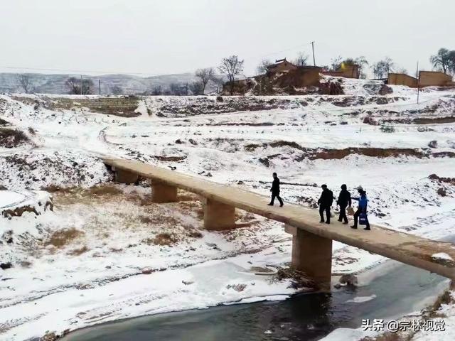 挥之不去的葫芦河，葫芦河风景（“交响丝路·问道崆峒”之“写崆峒”作品展播《苹果熟了）