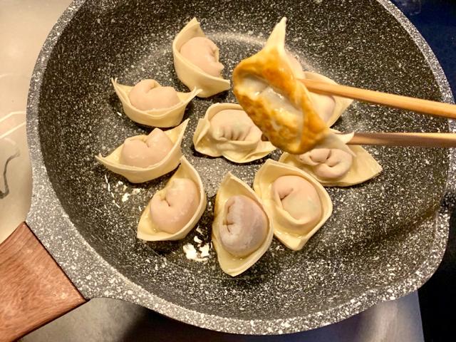 馄饨怎么做好吃，馄饨怎么做才最好吃（馄饨不要再买着吃了）