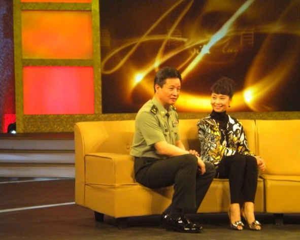 阎维文个人简历及家人，小白杨阎维文25岁娶初恋