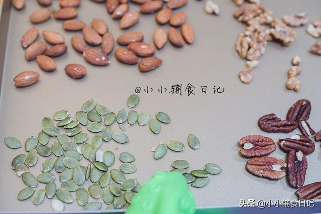  芝麻核桃粉的做法宝宝辅食，芝麻核桃粉自己在家做