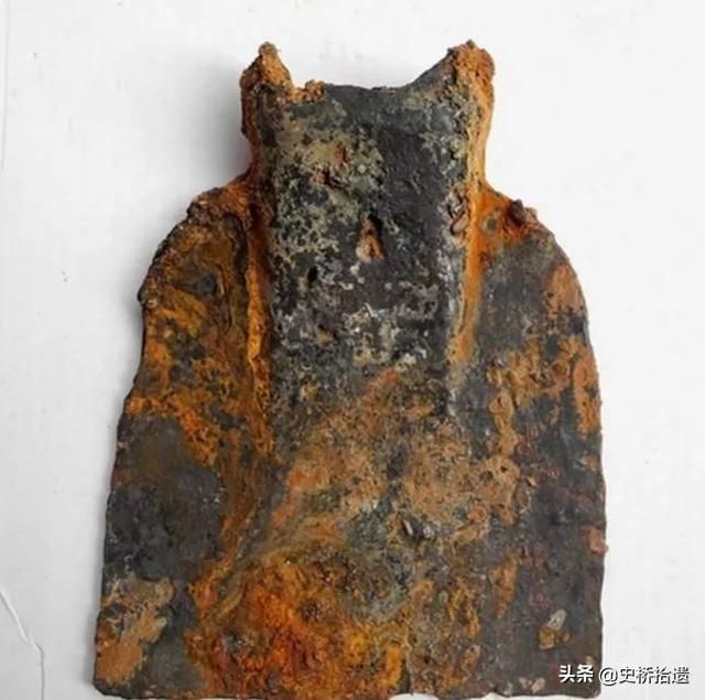 鲁智深的武器和沙僧的武器一样吗，原著里的大铁棍为何会变成月牙铲