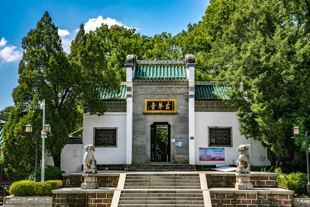 武汉黄鹤楼四大景，武汉十大景区：黄鹤楼