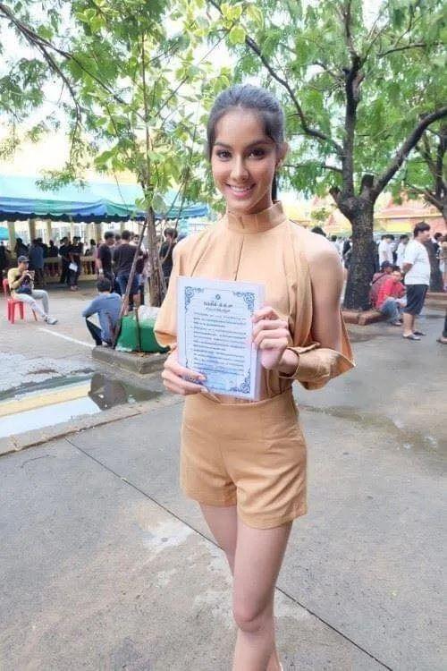 泰國徵兵現場竟然有那麼多漂亮的「小姐姐」，知道真相後笑了 街拍正妹 第6张