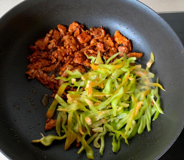 正宗家常肉丝面的做法，肉丝面的做法是什么