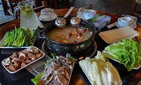 丽江不能错过美食，就不会错过各类美食