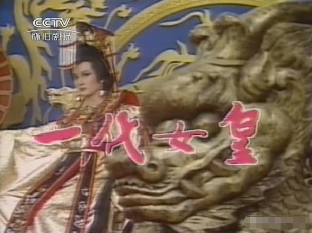 不老女神潘迎紫的容貌变化，你可能是通过这些作品