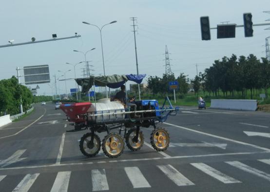 陕豫湘鸡鸣三省在哪里，苏皖豫陕大巴车三天游十城是一种什么节奏