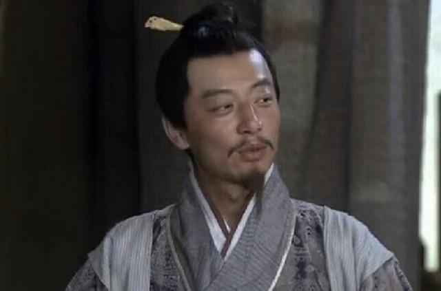 蒋干是什么人物，如何评价三国演义中蒋干这角色