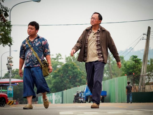 许冠杰支持张国荣还是谭咏麟，70岁许冠杰与68岁谭咏麟携手再办个唱