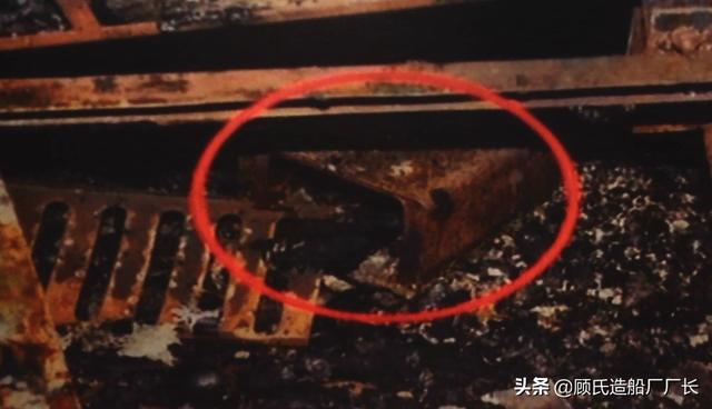 列车发生火灾事故视频，这里一火车突发爆炸