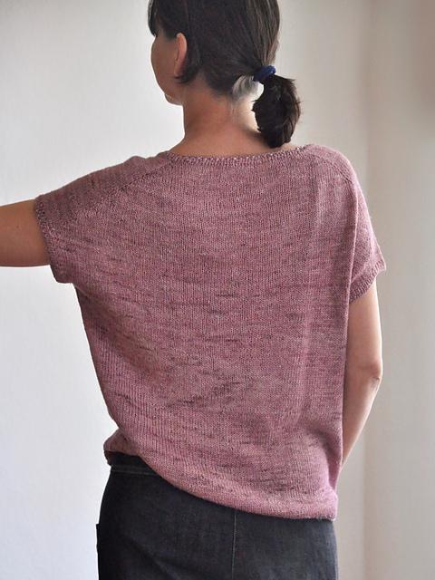 手编毛衣新款图片，手工编织简约大气长款毛衣教程（百搭款女士简约棒针开衫）