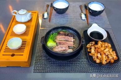 新加坡肉骨茶的正宗做法，大叔家的福建菜：新加坡肉骨茶