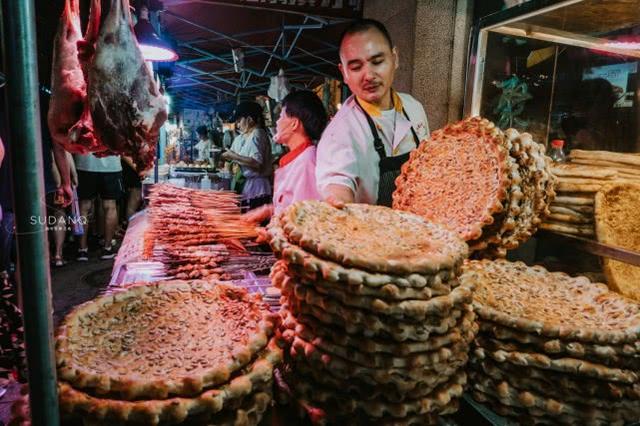 正宁路小吃夜市，兰州正宁路夜市美食位置