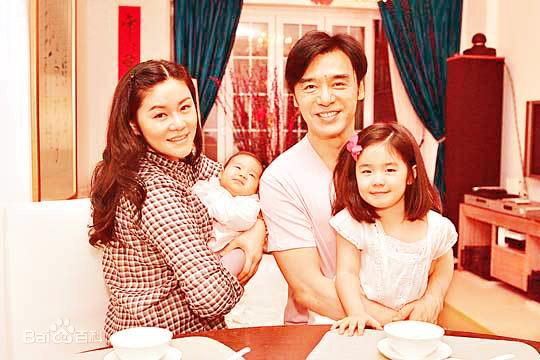 鍾鎮濤拒絕復婚：57歲再做父親，我是4個兒女的幸福爸爸 娛樂八卦吃瓜 第9张