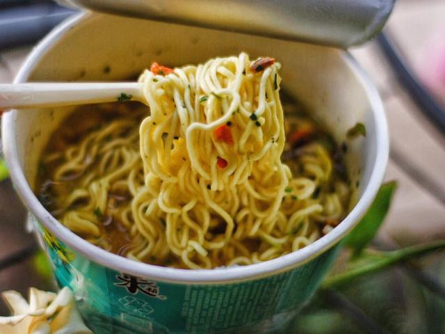 最好吃的方便面，公认5种最好吃的方便面（“泡面”和“拉面”居然是同一个单词）