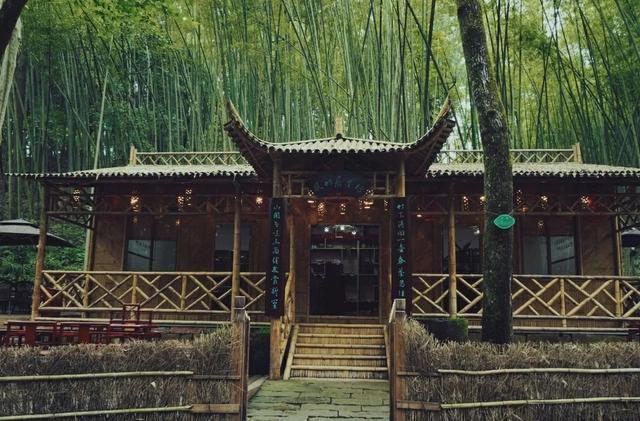 重庆周边凉快的避暑打卡地两三天，重庆周边这⑧个避暑胜地只有25℃