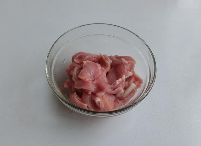 小炒肉怎么炒好吃又嫩，小炒肉怎样炒又嫩又好吃家常