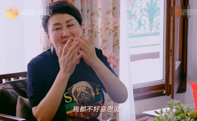 58岁张凯丽谈与丈夫一见钟情，张凯丽节目秀恩爱