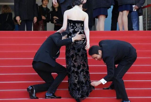 东出昌大离婚后首现身，“东出昌大出轨门”女主唐田英里佳风波后首露面