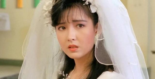 黄子华周慧敏电影，周慧敏香港流行乐坛玉女掌门人（68岁TVB一代神隐22年终出山拍戏）