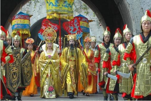 西周重要国君及都城，王畿西周王室直接统治的地域