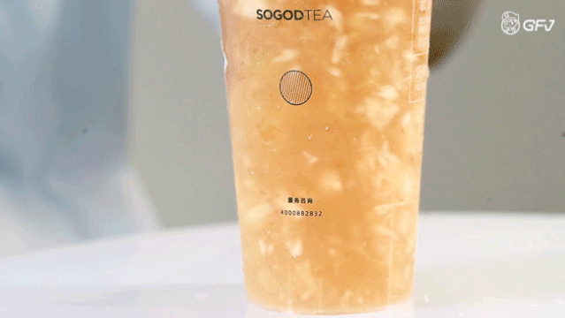 新场街茶屿水果茶，超巨型红色水果茶城堡