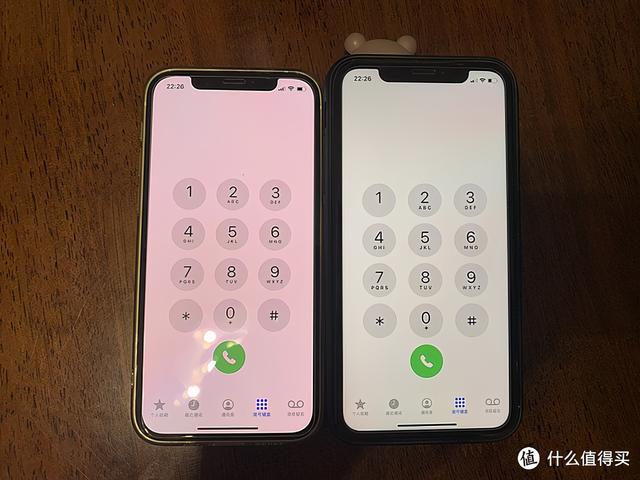 iphone12分冷暖屏么，暖屏让我心发慌