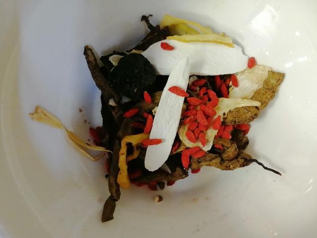 牛鞭汤的做法大全，煲牛鞭汤的做法大全（牛鞭做法大全，小两口要学习了）