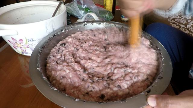 三鲜饺子馅怎么调，一般三鲜馅饺子馅的最佳配方