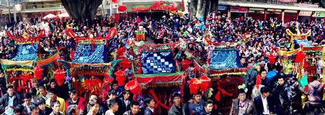 云南特色少数民族节日都在这了，云南春节旅游景点有哪些风俗